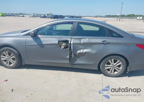 2011 Hyundai Sonata Gls from USA, damaged, VIN 5NPEB4AC4BH184820